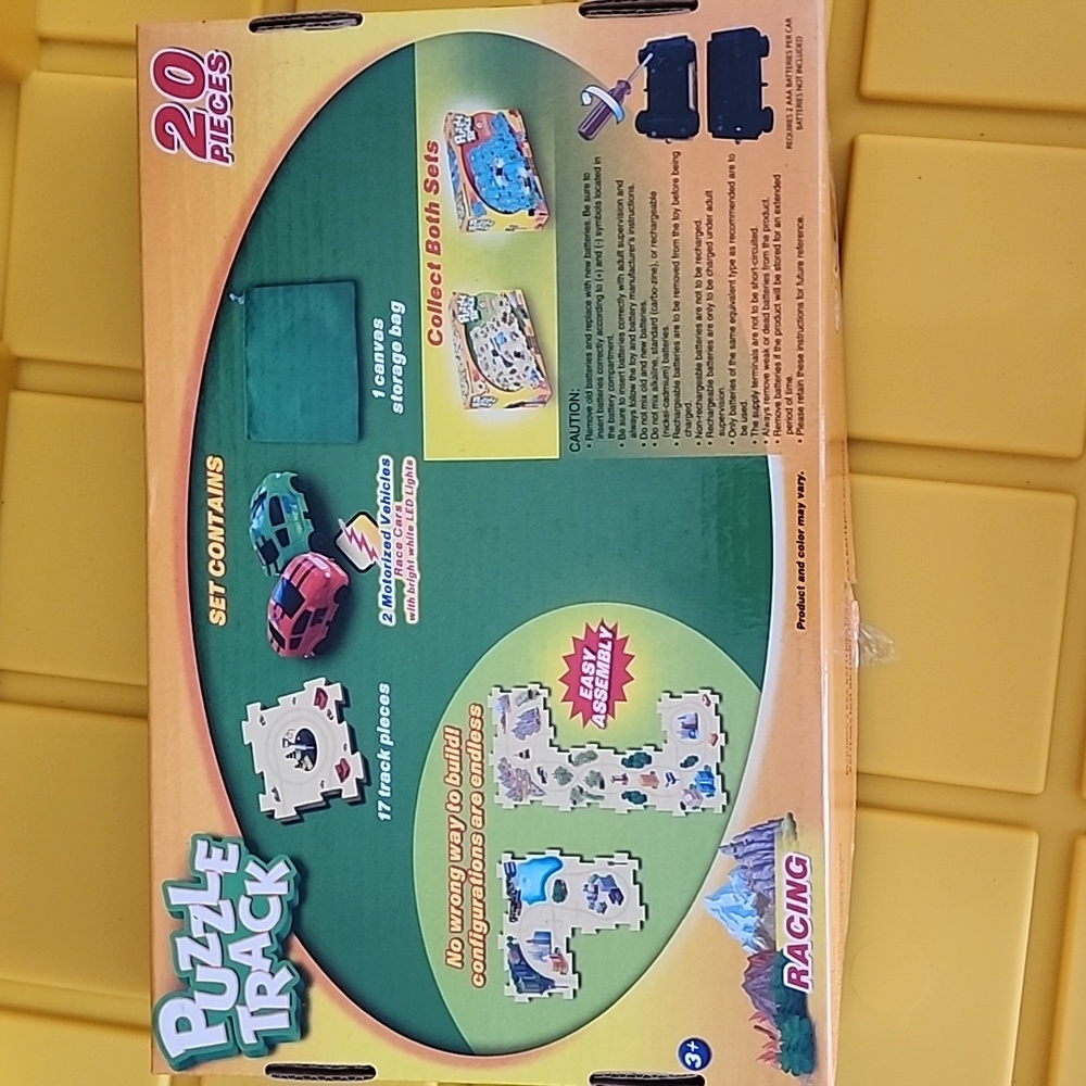 Puzzle Track Racing Set with Motorized Vehicles - Picture 4 of 5